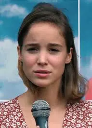alba baptista 7