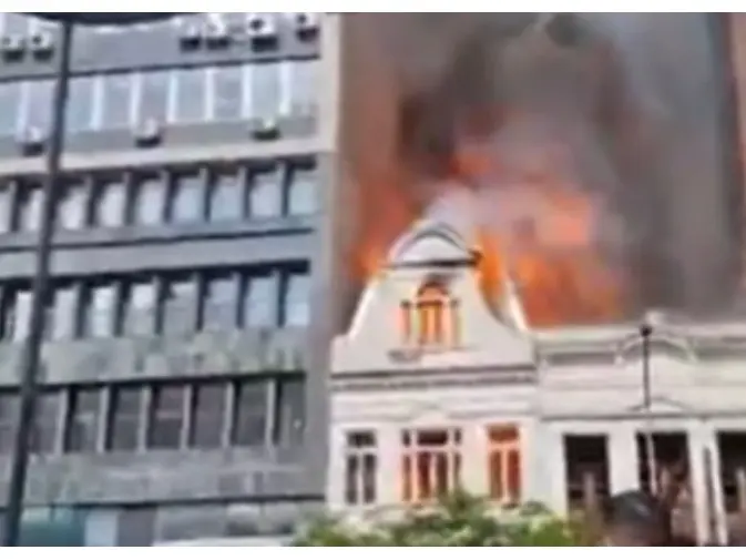 incendio predio porto alegre