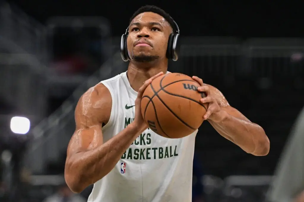 giannis antetokounmpo