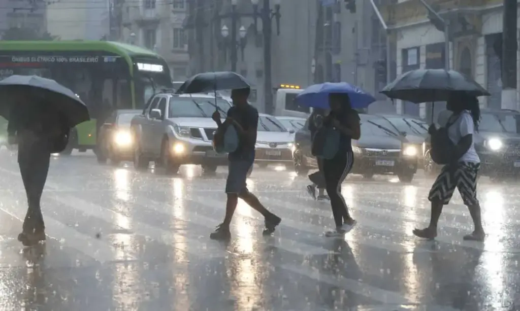 alerta severo de chuvas intensas — BR news