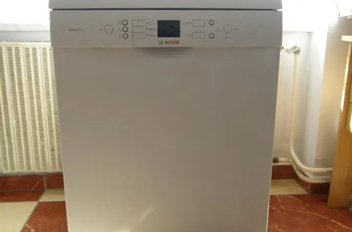b3