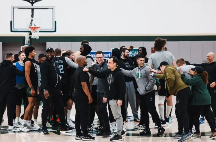 bucks