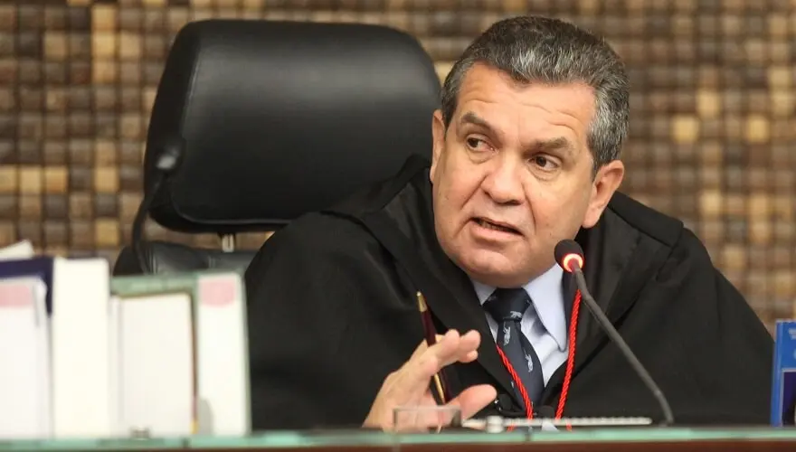 cnj aposenta desembargador