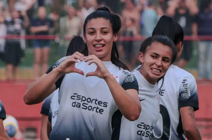 corinthians joga hoje
