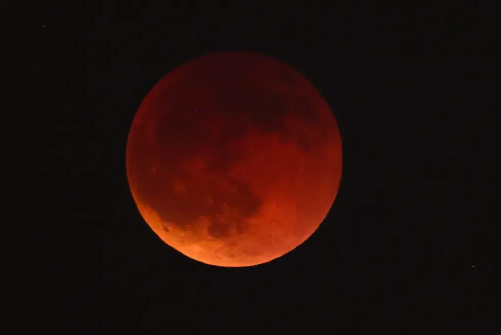 eclipse lunar total — BR news