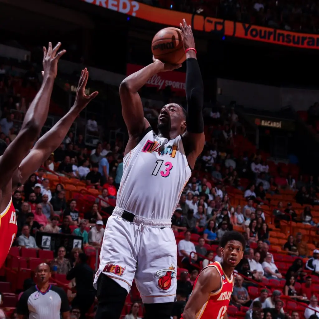 heat x hawks