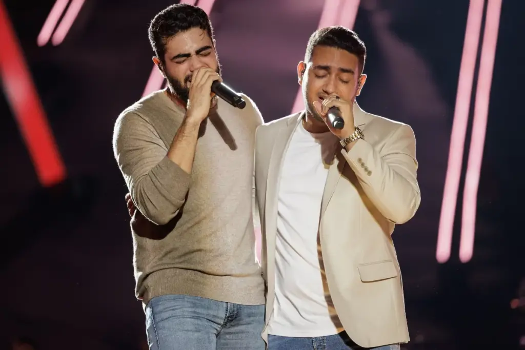 henrique e juliano 8