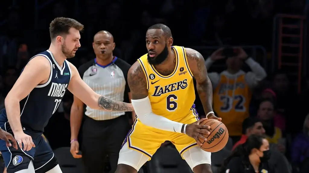 lakers x mavericks