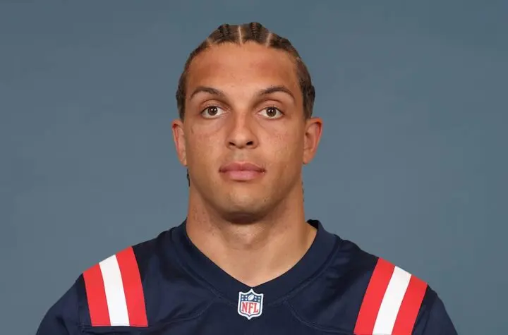 mack hollins