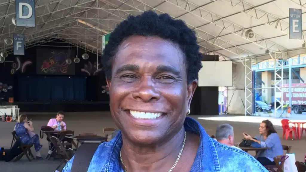 neguinho da beija flor