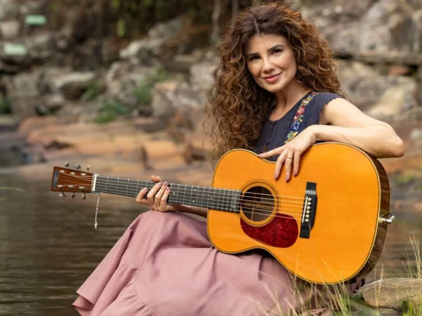 paula fernandes — BR news