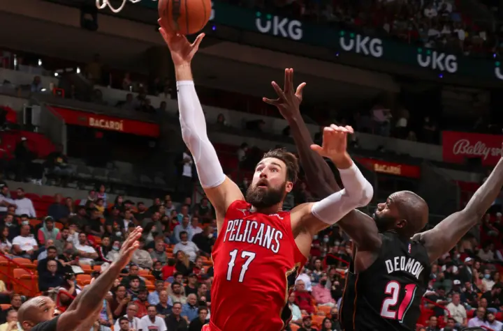 pelicans x heat