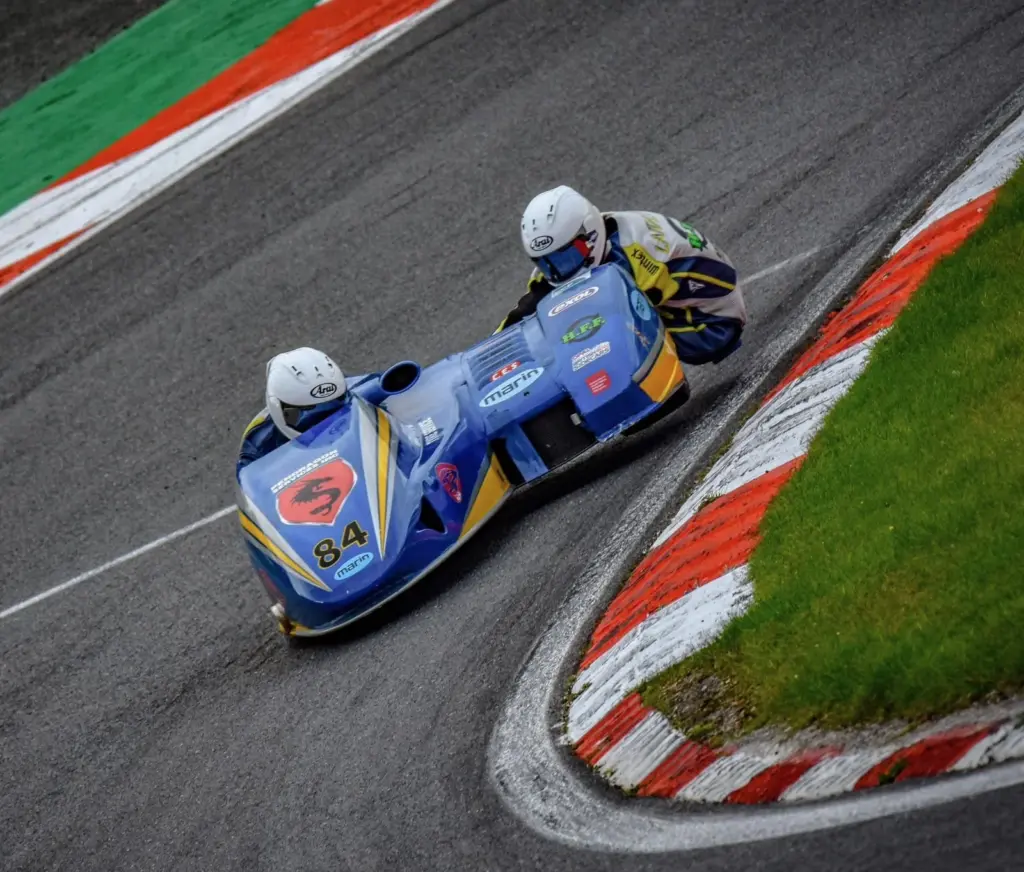 racing