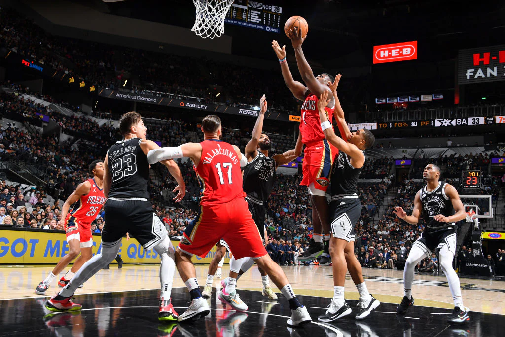 spurs x pelicans