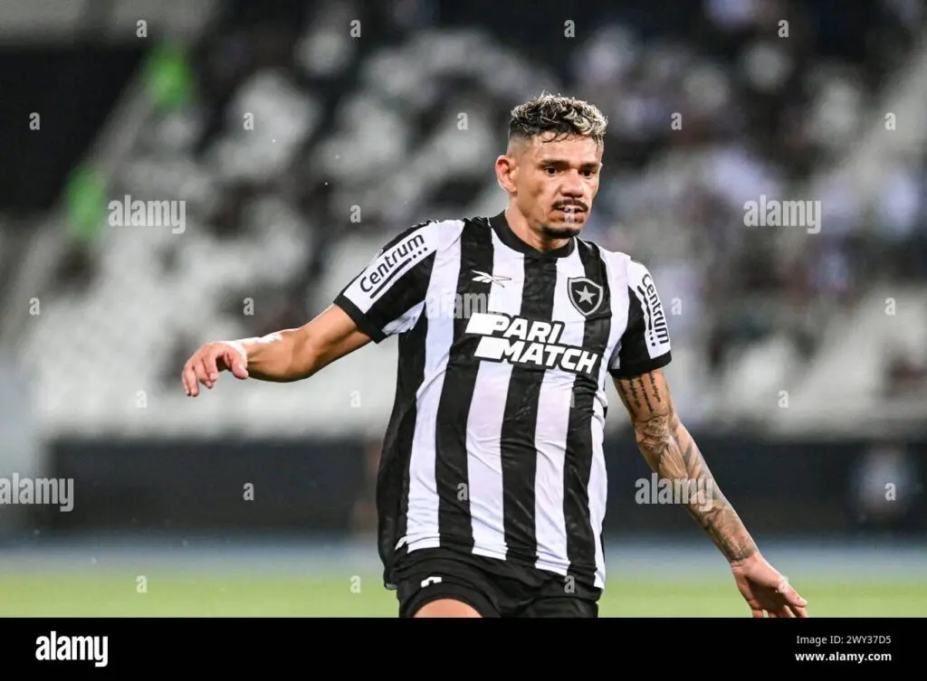 tiquinho soares santos