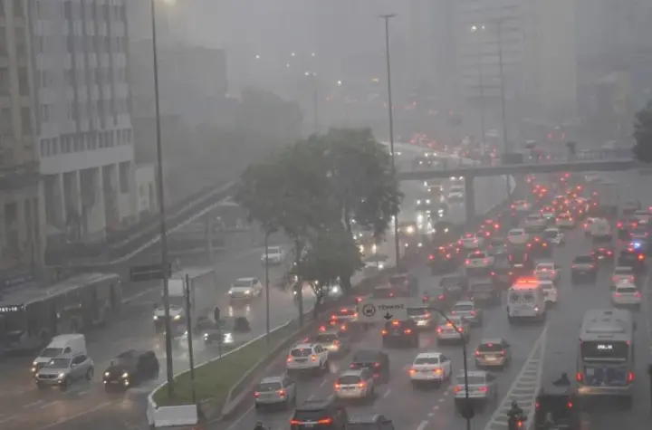 frente fria previsão — BR news