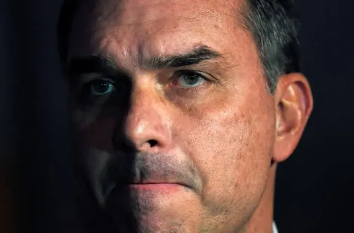 parana pesquisas flavio bolsonaro — BR news