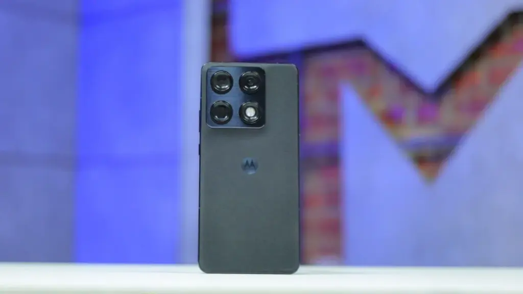 smartphone motorola signature — BR news