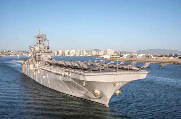 navio de guerra — BR news