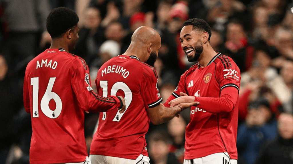 Man UTD para jogos, elenco e notícias image 2