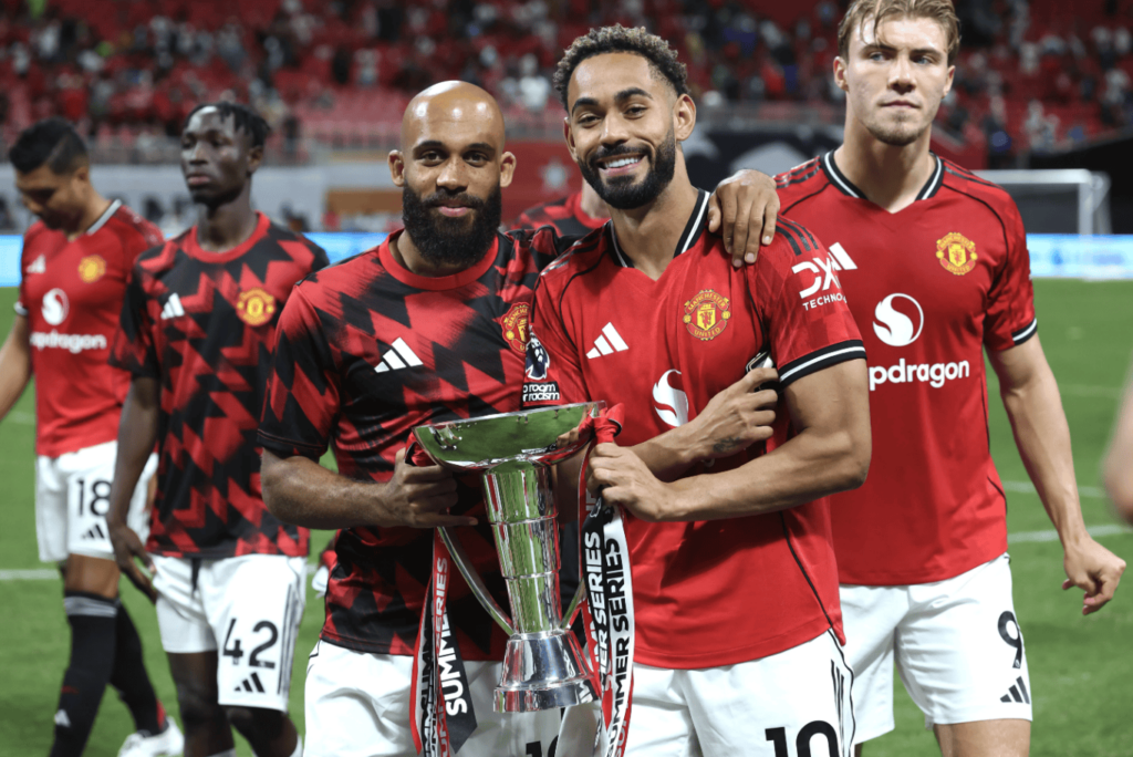Man UTD para jogos, elenco e notícias image 1