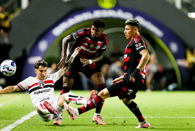 São Paulo x Flamengo em histórico, estatísticas e apostas com BRL image 1